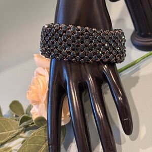 Cara New York NWOT Black and Blue Crystal Statement Bracelet 8 inch
